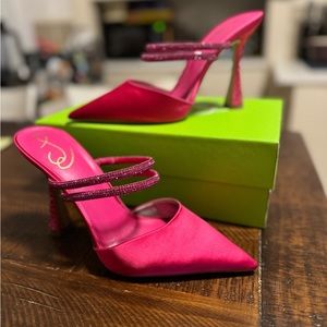 Sam Edelman Women's Agustina Pump Satin Bold Fuchsia Mule Sz 8.5